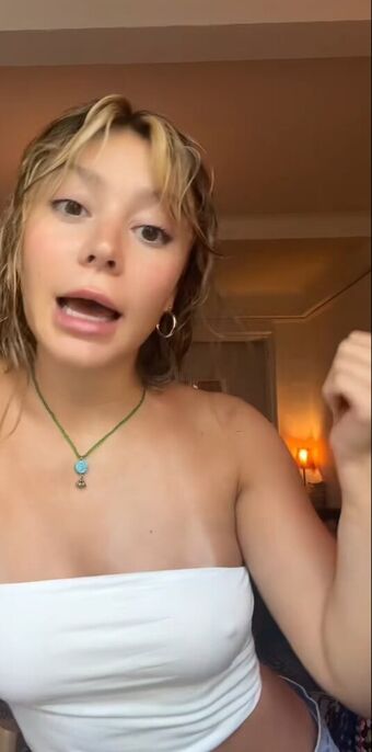 G Hannelius Nude Leaks OnlyFans Photo 7