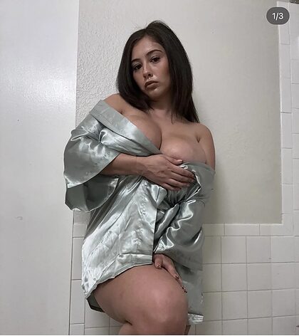 Aaliyah Miller nude photo #9