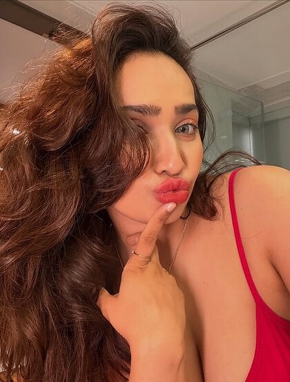 Aditi Mistry nude photo #62