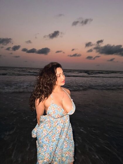 Aditi Mistry nude photo #114