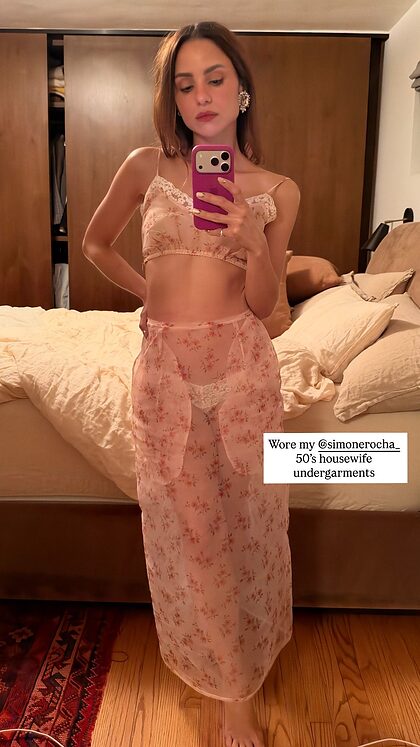 Aimee Carrero nude photo #5