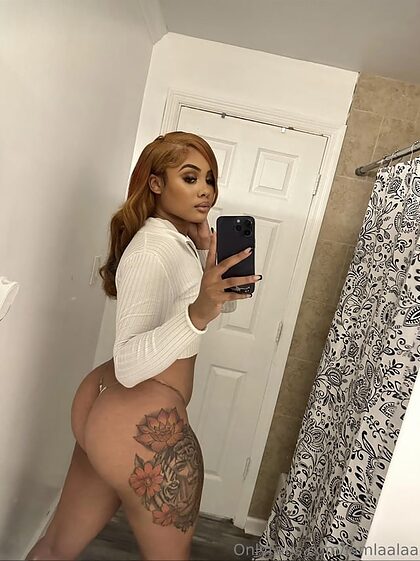 aiw_xoxo nude photo #1
