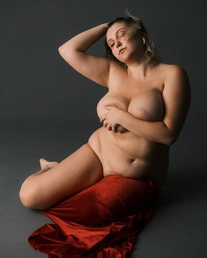 Ala nude photo #11