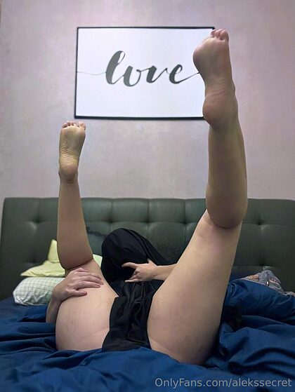Aleks nude photo #31