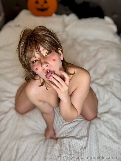 Aleks nude photo #43