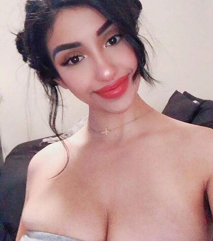 Alexandra Nicole nude photo #13