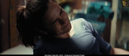 Alice Braga nude photo #11