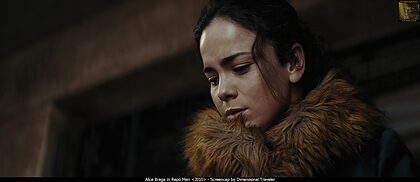 Alice Braga nude photo #22