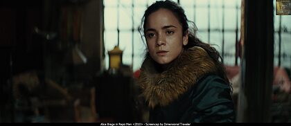 Alice Braga nude photo #24