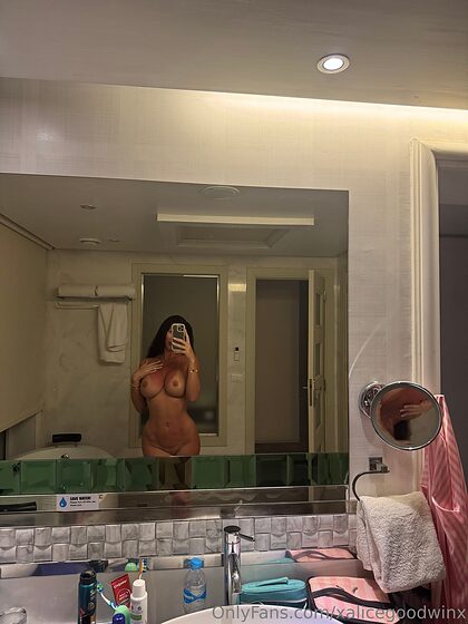 Alice Goodwin nude photo #86
