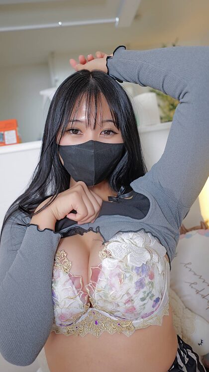 Alice_anananan nude photo #1
