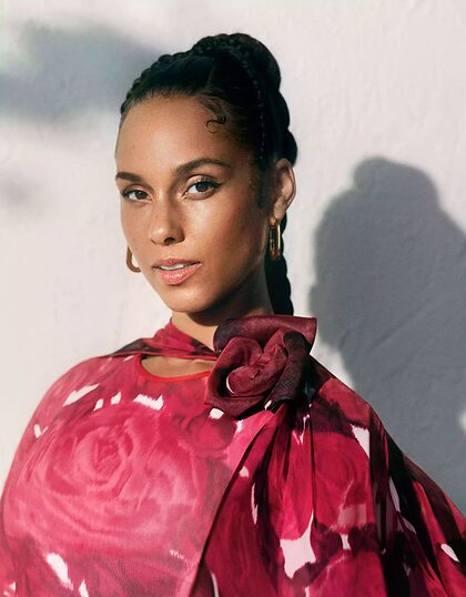 Alicia Keys nude photo #45