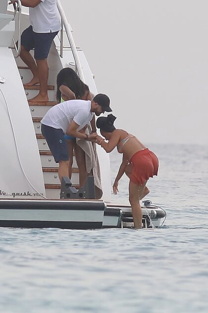 Alicia Keys nude photo #61