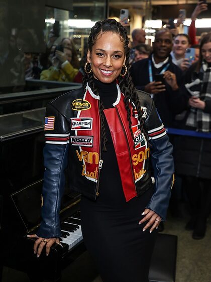 Alicia Keys nude photo #80