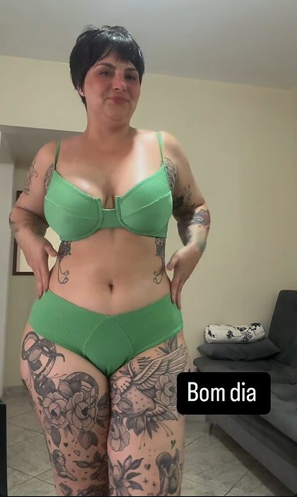 Aline_Valentin nude photo #10