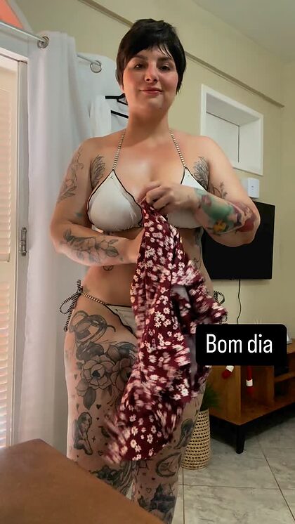Aline_Valentin nude photo #17