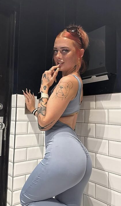 Alirosemaso nude photo #2
