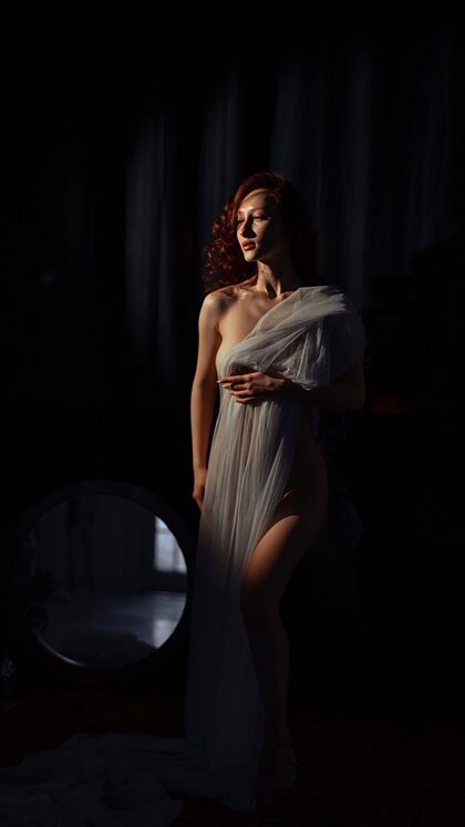 Alyona nude photo #6