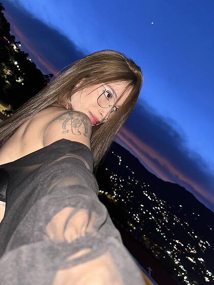 alysa_g_ nude photo #10