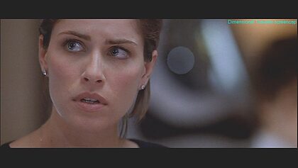 Amanda Peet nude photo #15