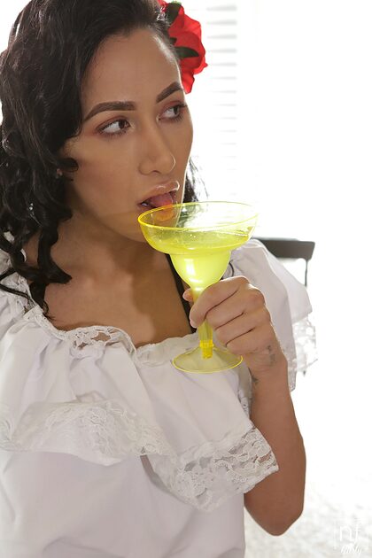 Amia Miley nude photo #72