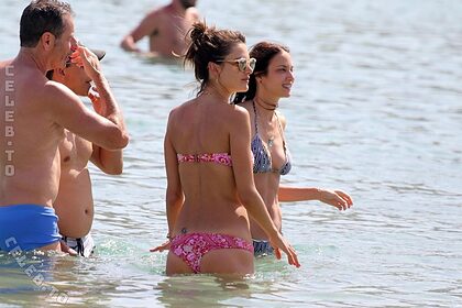 Ana Beatriz Barros nude photo #154