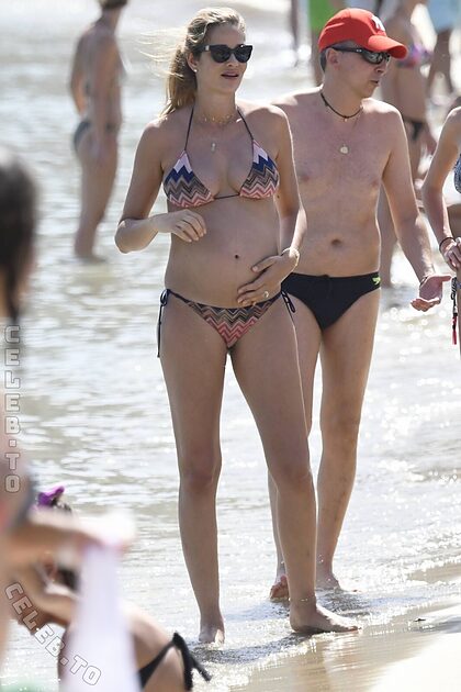 Ana Beatriz Barros nude photo #162