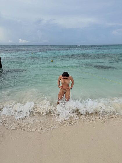 Anabel Pineda nude photo #2