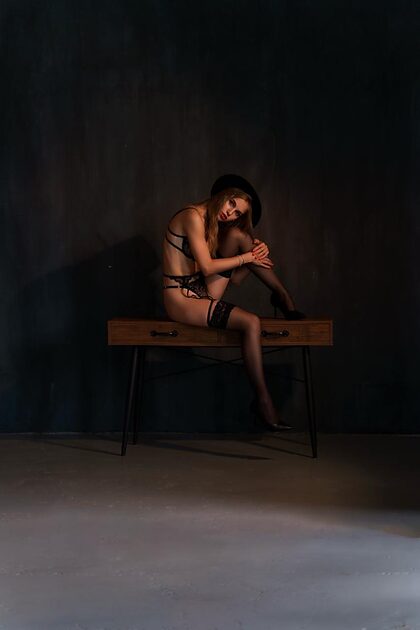 Anasteysha nude photo #20