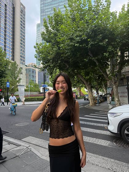 Angelina Chen nude photo #1