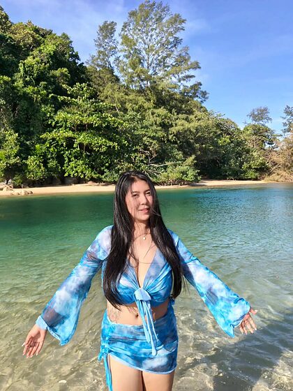 Angun M nude photo #8