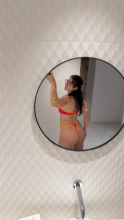 Ann Esteves nude photo #11