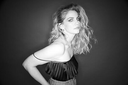 Anna Chlumsky nude photo #20