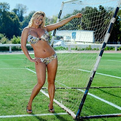 Anna Semenovich nude photo #57
