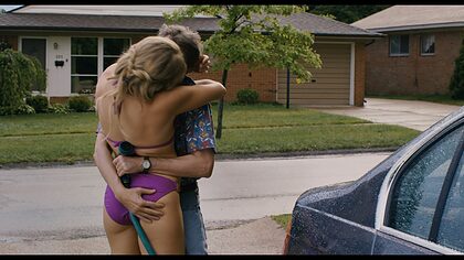 Ari Graynor nude photo #5