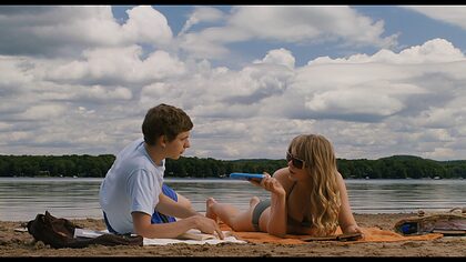 Ari Graynor nude photo #6