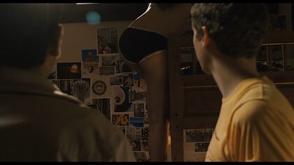 Ari Graynor nude photo #12