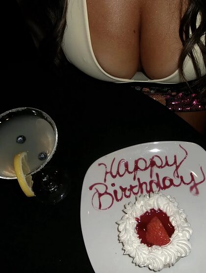 Ariana M nude photo #63