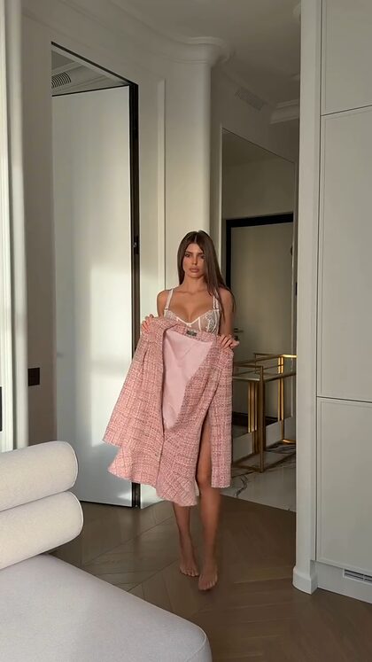 Arina Urazina nude photo #2