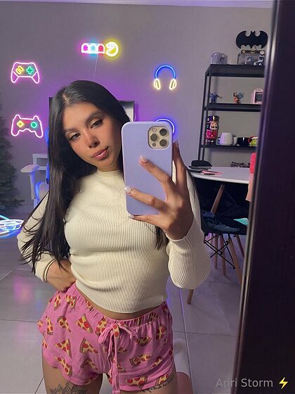 Ariristorm nude photo #44