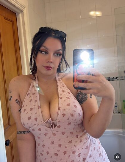 armslenqth nude photo #7