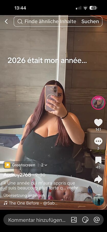 Audrey nude photo #1