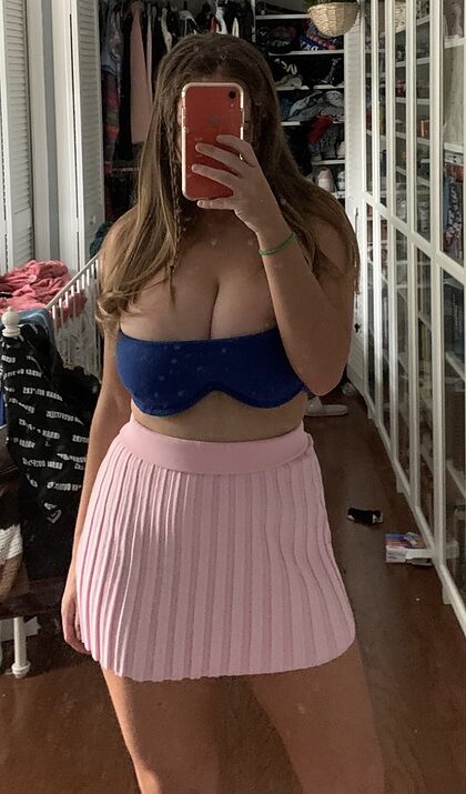 Avery nude photo #44