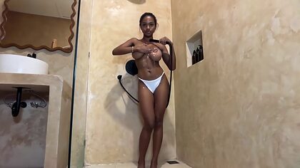 babyelara nude photo #18