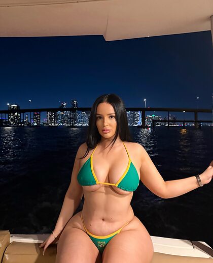 Baebygirlp nude photo #2