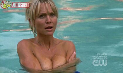 Barbara alyn woods nude photo #44