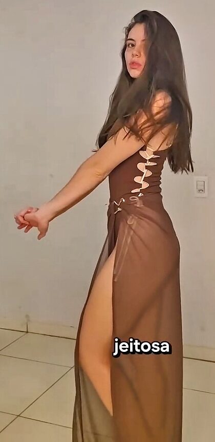Bela Liah nude photo #22