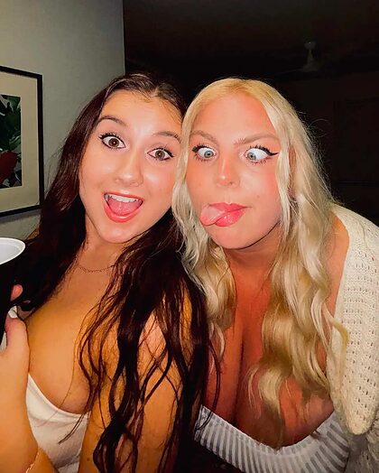 Bella-Very nude photo #75