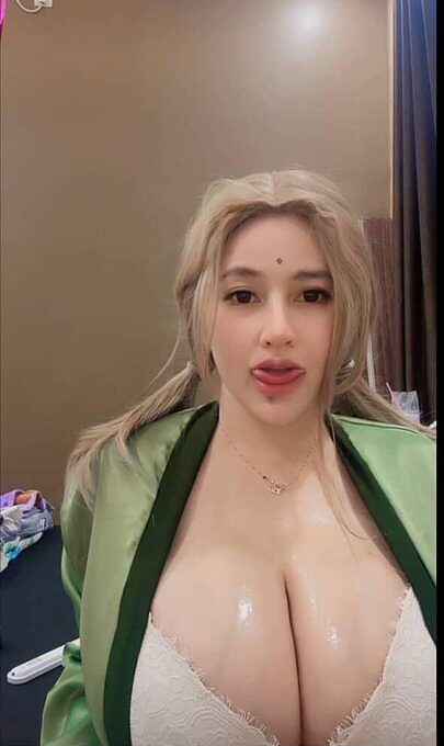 Berlian Ochi nude photo #5