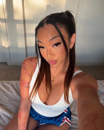 biigbambi nude photo #1